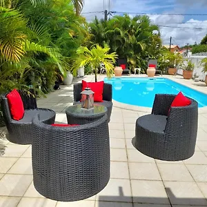 Coquet F2 Climatise Avec Piscine Au Lamentin Le Lamentin